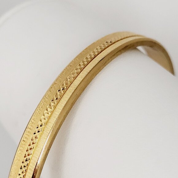 Gold Plated Bangle Bracelet Diamond Cut Design Unsigned 7.5" - Picture 6 of 14